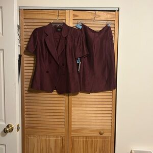 Dana Buchman Deep Red Short Sleeve Blazer and Skirt Set